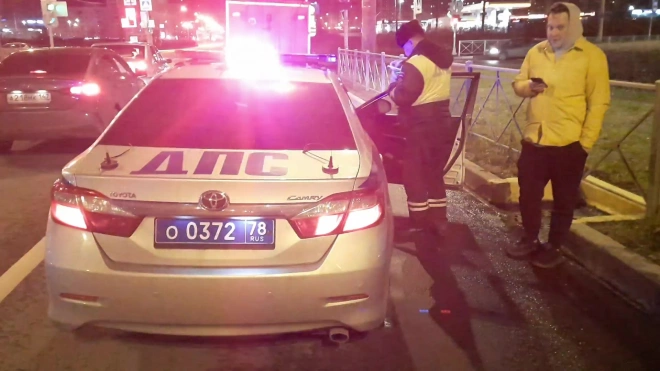 Сотрудники ГИБДД в Петербурге и Ленобласти в выходные задержали 250 пьяных водителей