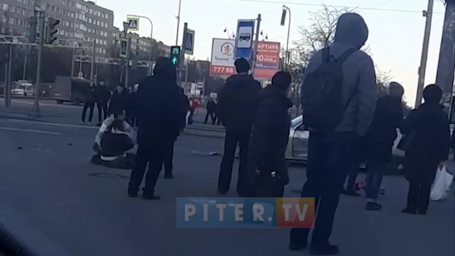 В ДТП во Фрунзенском районе пострадали четыре человека