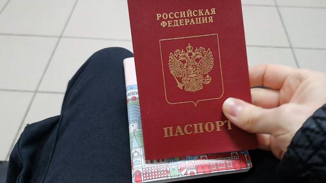 В Белоруссии испортили паспорта при высылке российских журналистов 