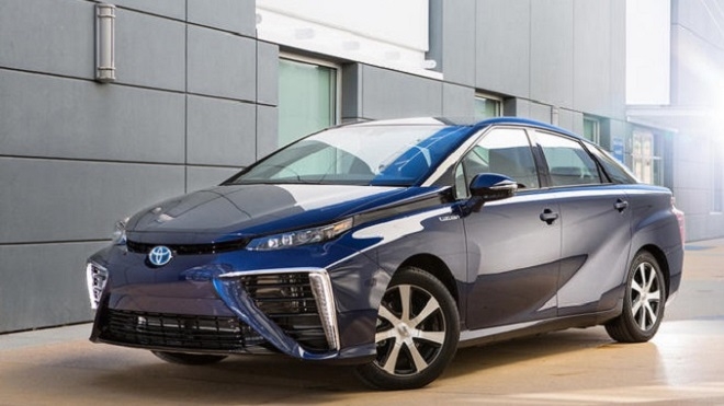 Стартовали продажи Toyota Mirai - первого в мире серийного автомобиля с водородным двигателем