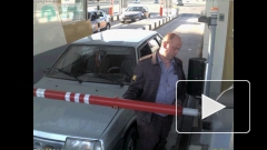 В Петербурге полицейский устроил скандал у въезда на ЗСД
