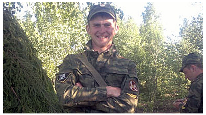 Присяжные признали виновным курсанта Комарова, который убил семью сотрудника ФСКН