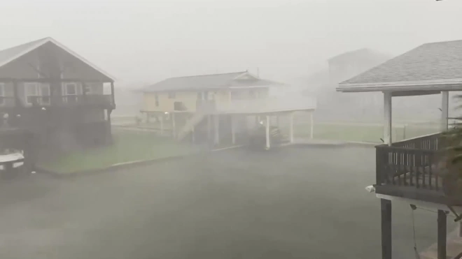 Ураган "Николас" достиг штата Техас