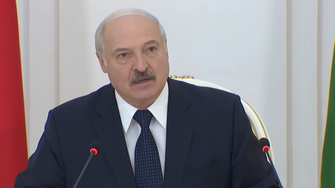 Лукашенко назвал ситуацию в Донбассе конфликтом России и Украины