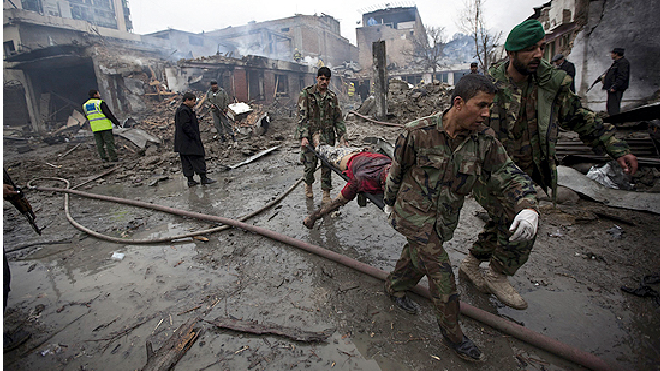 Теракт в Кабуле: при взрыве заминированного грузовика погибли 8 и пострадали 400 человек