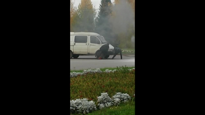 Засняли на видео, как горит автомобиль в Стерлитамаке