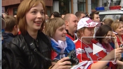 ГУ МВД: в Москве сборную России по хоккею поздравили 4 тысячи человек