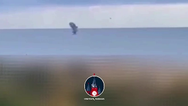 В акватории Севастопольской бухты кроме БПЛА уничтожили надводный беспилотник