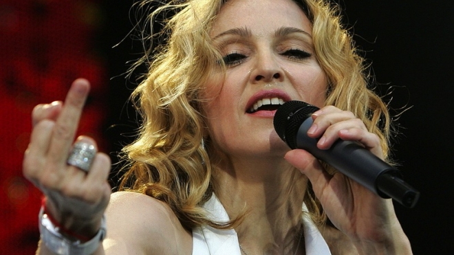 В Петербурге жаждут поиметь с Мадонны 333 млн за поруганные чувства
