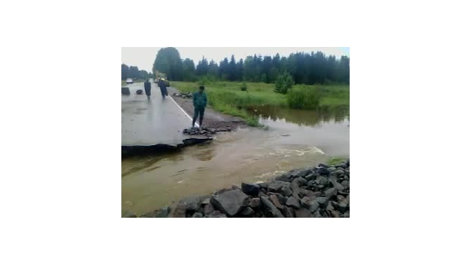 В Карелии наводнение – подтоплены дороги и гидроэлектростанция