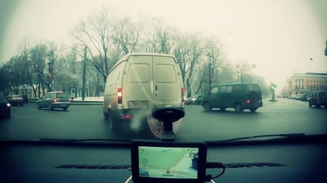 ДТП в Санкт-Петербурге: автобус с детьми, ехавшими на елку, опрокинулся, на Уральской сбили велосипедиста