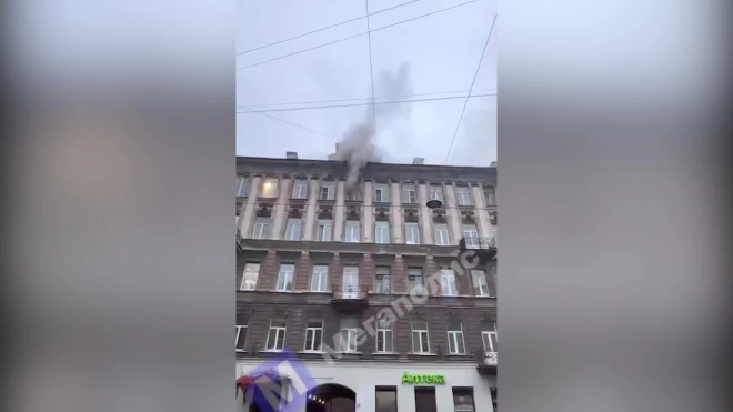 В квартирном пожаре на Боровой улице пострадал мужчина