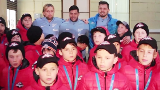 Тимощук помог детям с Донбасса попасть на футбол