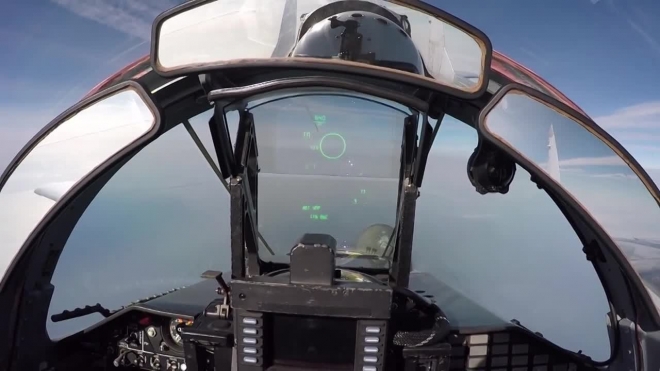 Крутое видео учений Миг-29 в Ленобласти стало хитом Интернета