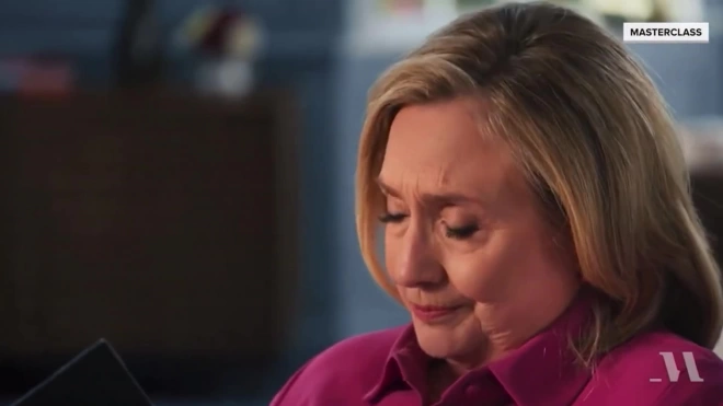 Клинтон расплакалась, читая речь, написанную на случай победы на выборах