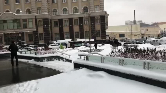 Появилось видео с места покушения на предпринимателя в Москве