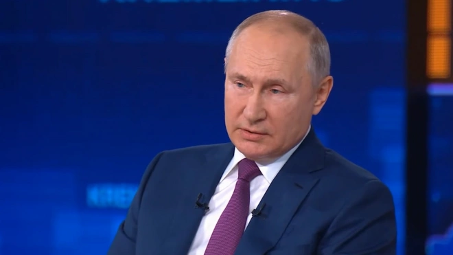 Путин: РФ проводит матчи Евро-2020 в пандемию, так как вынуждена исполнять обязательства