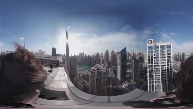  Опасное видео: экстремалы покорили небоскреб в Дубае