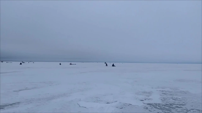На Ладожском озере провели профилактические беседы со 150 рыбаками