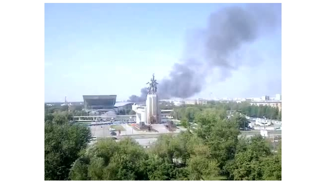 Крупный пожар в Москве – на ВВЦ сгорел павильон «Ветеринария»