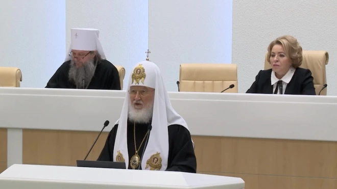 Патриарх Кирилл призвал запретить мобилизацию многодетных отцов