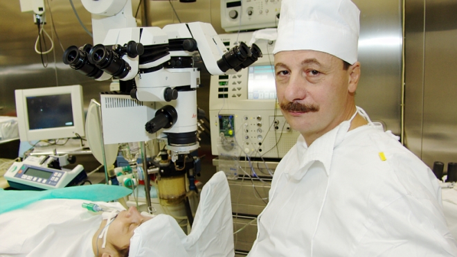 Голикова против Тахчиди: восстановленный судом глава «Микрохирургии глаза» вновь уволен