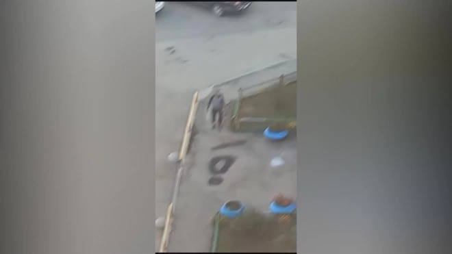 В Екатеринбурге мужчина с ружьем напугал местных жителей