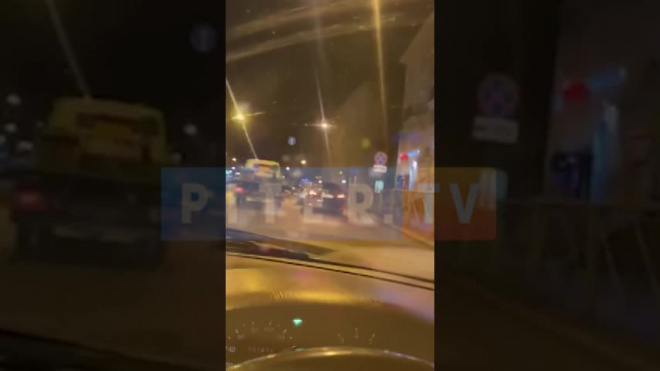Видео: на улице Савушкина ограбили банк "Восточный", на месте полиция