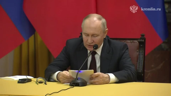 Путин рассказал о сотрудничестве России и Вьетнама в культурно-гуманитарной сфере