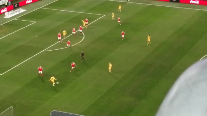 0:2. Эден Азар забил очередной гол в ворота российской сборной