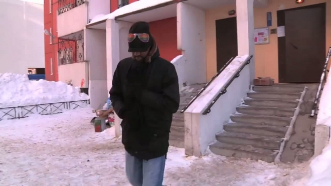 Тео на снегу. Как петербургские африканцы спасаются от морозов