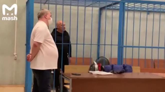 В Москве арестовали писателя Стародубцева за растление несовершеннолетней 