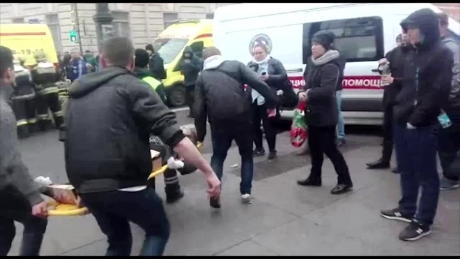 В морге на Екатерининском родственники будут опознавать жертв теракта в метро