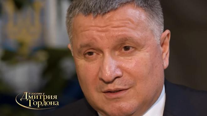 Глава МВД Украины заявил, что СНБО не прорабатывает санкции в отношении Порошенко