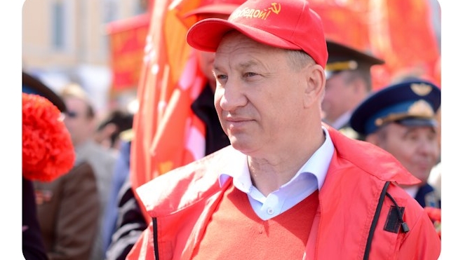 Депутат Рашкин хочет запретить Фонду Сороса работать в России