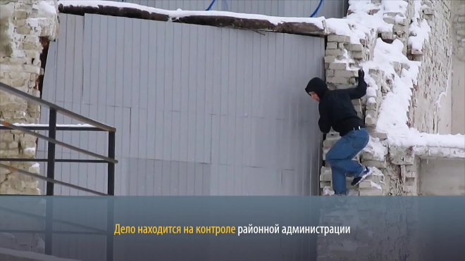 Выборгский вандал изуродовал только открывшийся сквер