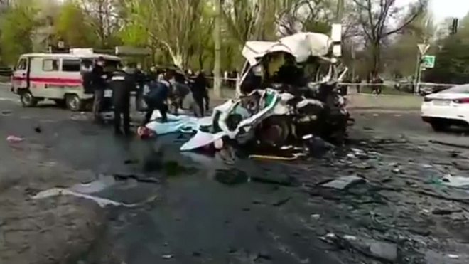Жуткое видео из Украины: В Кривом Роге в ДТП погибли 8 человек, 18 пострадали