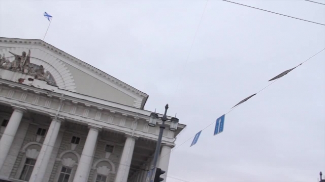 Опасный ветер в Петербурге будет валить деревья и поднимет волны на заливе