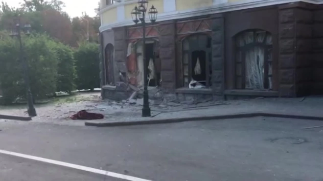 ВСУ обстреляли донецкий театр, где проходит прощание с погибшей Ольгой Качурой