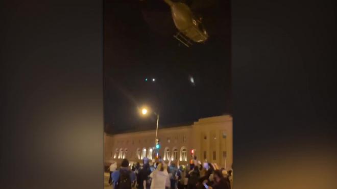 Протесты в США начали разгонять военными вертолетами