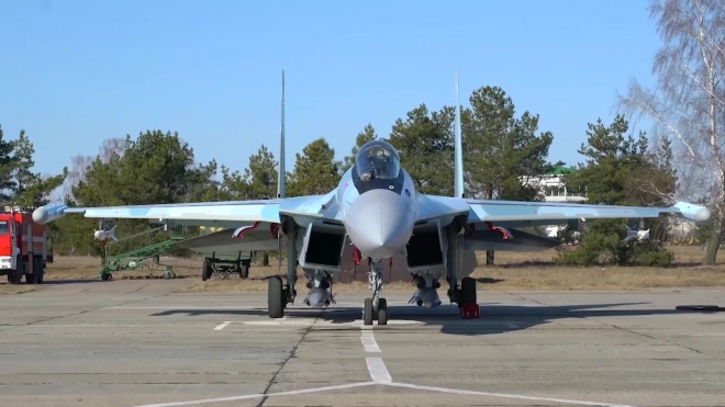 Опубликовано видео боевого применения Су-35 в ходе спецоперации на Украине 