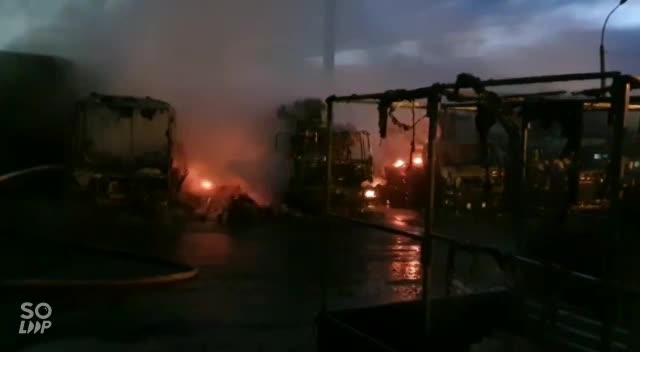 Появилось видео жуткого пожара на улице Книпович