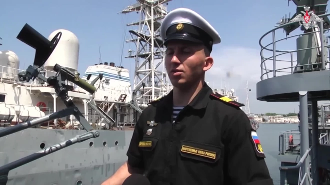 Отбивших атаку дронов на корабль "Иван Хурс" военнослужащих представят к госнаградам