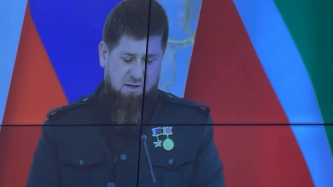 Кадыров прослезился во время церемонии вступления в должность главы Чечни