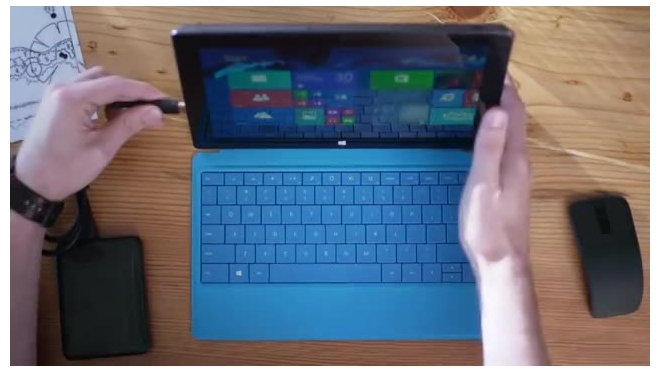 Microsoft представила второе поколение планшетов Surface