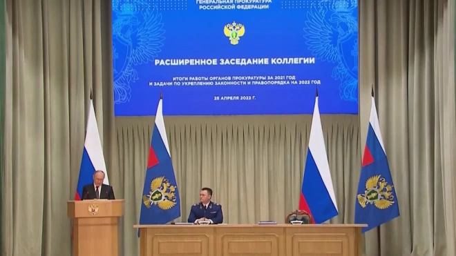 Путин призвал пресекать провокации в отношении ВС России в иностранных СМИ