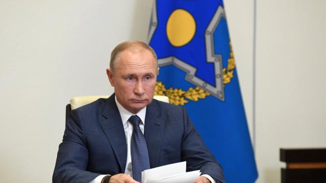 Путин заявил об обеспокоенности ситуацией в Белоруссии