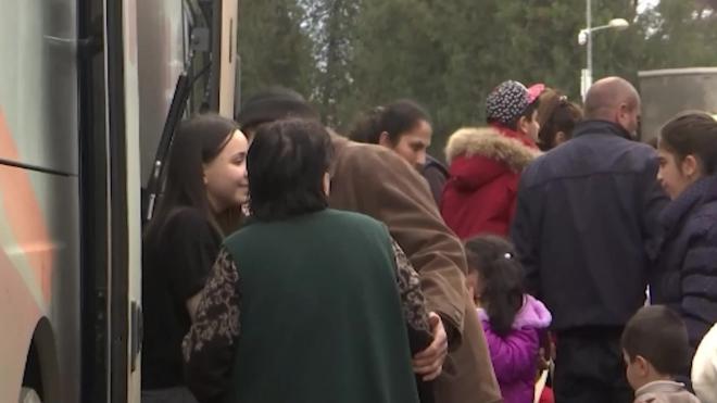 Российские миротворцы сопроводили еще 1,4 тысяч беженцев в Степанакерт