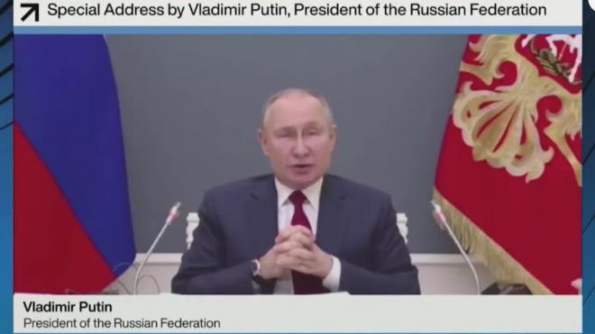 Путин заявил об угрозе начала борьбы "всех против всех"