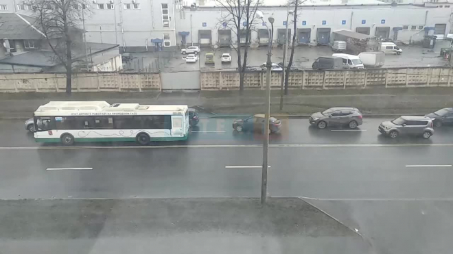 На Митрофаньевском шоссе сломался пассажирский автобус и создал пробку